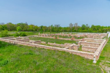 Bulgaristan 'ın Svishtov kenti yakınlarındaki antik Roma kentinde kalıntılar.