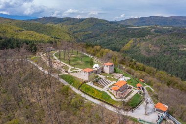 Bulgaristan 'ın Belchin kentindeki Çar Mali Grad kalesi.