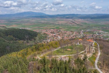 Bulgaristan 'ın Belchin kentindeki Çar Mali Grad kalesi.