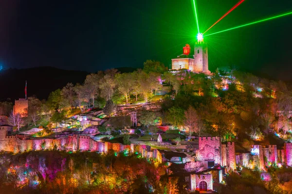 Vue Nuit Forteresse Illuminée Tsarevets Veliko Tarnovo Bulgarie — Photo