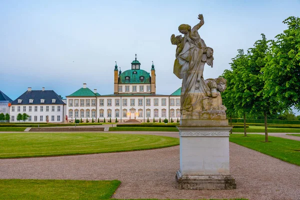 Вигляд Палац Фреденсборг Слот Данії — стокове фото