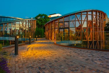 Odense, Danimarka 'daki Hans Christian Andersen Müzesi' nin günbatımı.