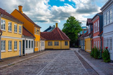 Danimarka, Odense 'nin merkezinde renkli bir cadde..