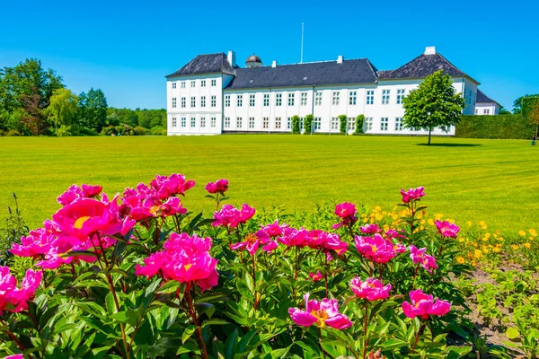 Zonnige Dag Grasten Palace Denemarken — Stockfoto