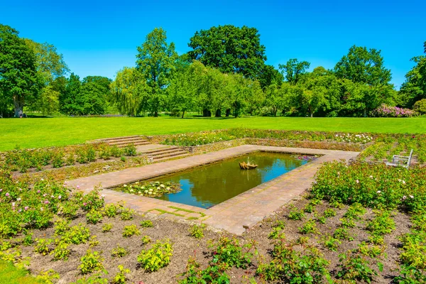 Grüne Gärten Schloss Grasten Dänemark — Stockfoto