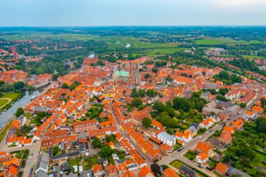 Danimarka 'nın Ribe kentinin manzarası.
