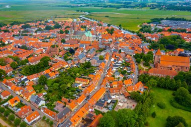 Danimarka 'nın Ribe kentinin manzarası.