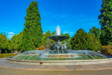 Almanya, Dresden 'de Albertplatz' da Çeşme.