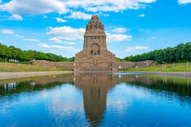 Alman kenti Leipzig 'deki Uluslar Savaşı Anıtı.