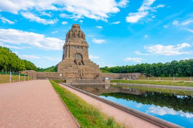 Alman kenti Leipzig 'deki Uluslar Savaşı Anıtı.