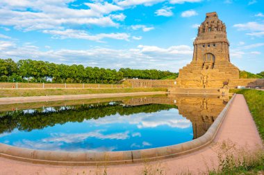 Alman kenti Leipzig 'deki Uluslar Savaşı Anıtı.
