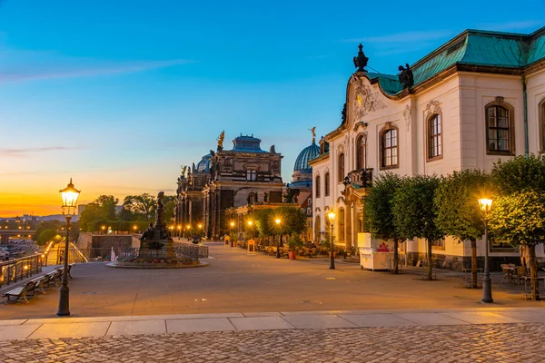 Sonnenaufgang Auf Der Bruhlschen Terrasse Dresden — Stockfoto