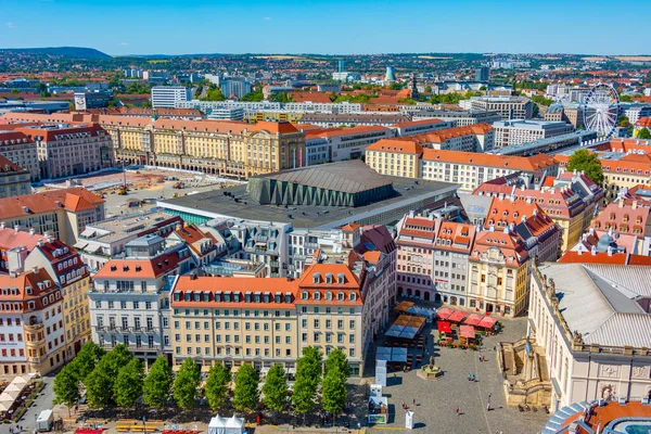 Dresden, Almanya neumarkt Meydanı havadan görünümü.