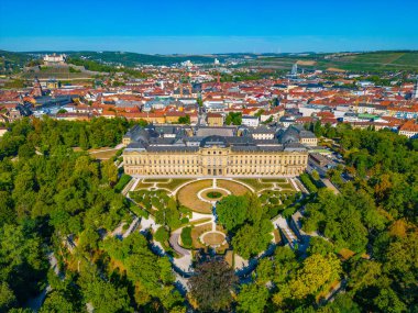 Alman şehri Wurzburg ve Residenz Sarayı Panorama manzaralı.
