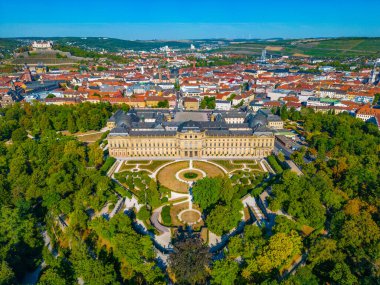 Alman şehri Wurzburg ve Residenz Sarayı Panorama manzaralı.