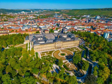 Alman şehri Wurzburg ve Residenz Sarayı Panorama manzaralı.