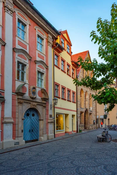 Zachód Słońca Nad Ulicą Starym Mieście Niemieckiego Miasta Bamberg — Zdjęcie stockowe
