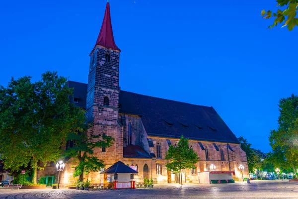 Nurnberg, Almanya 'da Jakobskirche' nin gündoğumu manzarası..