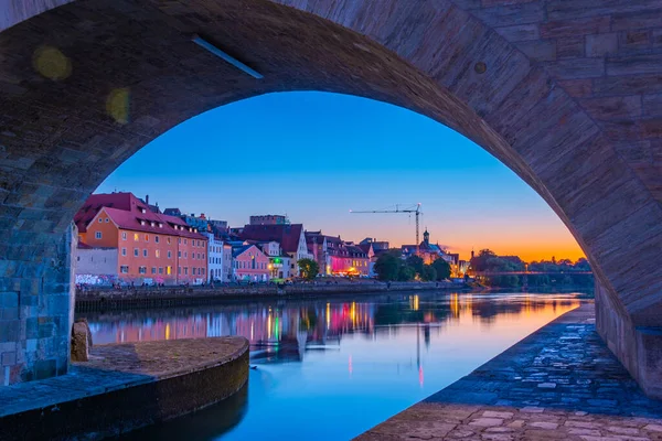 Sunset View Colorful Houses Waterfront Danube River Regensburg Germany — Stock Photo, Image