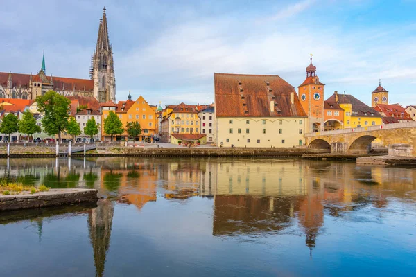 Napfelkelte Kilátás Régi Város Regensburg Németországban — Stock Fotó