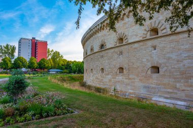 Alman kenti Ingolstadt 'taki Tilly kalesini küçült.