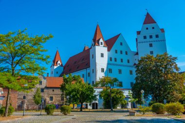 Alman şehri Ingolstadt 'taki New castle' da güneşli bir gün..