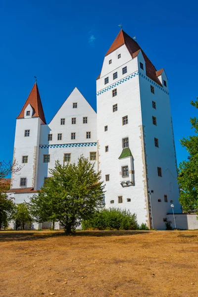 stock image Sunny day at the New castle in German town Ingolstadt.