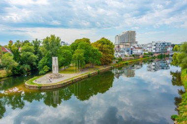 Alman Ulm 'daki Schwal anıtı.