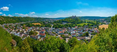 Alman kenti Eichstatt 'taki Willibaldsburg kalesinin Panorama manzarası.