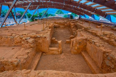 Yunanistan 'ın Girit adasındaki Malia Sarayı Arkeoloji Alanı' ndaki harabeler.