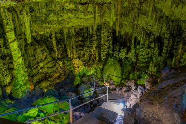 Diktaion Mağarası Andron Yunan adası Girit 'te.