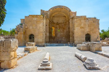 Yunanistan 'ın Girit kentindeki Gortyna arkeolojik sahasında Aziz Titus Kilisesi.