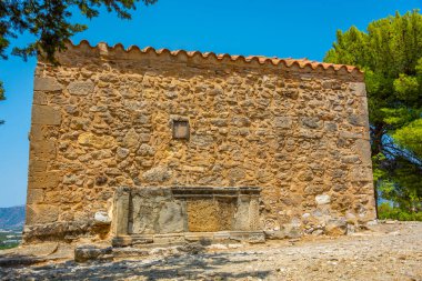 Yunan adası Girit 'teki Agia Triada Arkeoloji Alanındaki Aziz George Kilisesi.