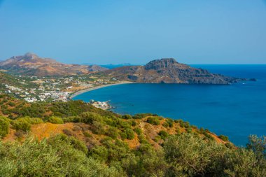 Girit adasındaki Yunan Plakias kentinin Panorama manzarası.