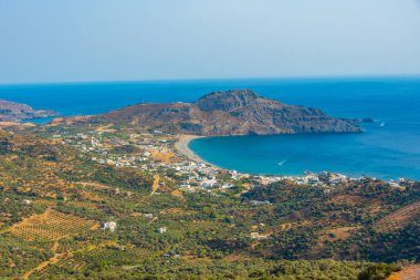 Girit adasındaki Yunan Plakias kentinin Panorama manzarası.