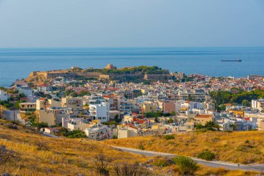 Girit adasındaki Yunan kenti Rethimno 'nun Panorama manzarası.
