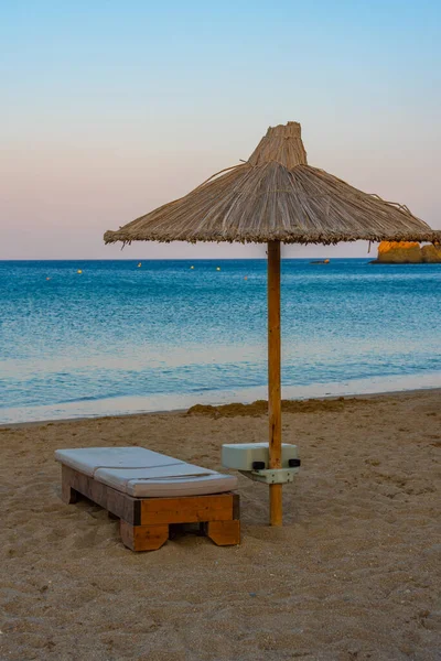 Sunset View Parasols Sunbeds Vai Beach Crete Greece — Stock Photo, Image