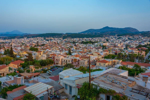 Vista Del Atardecer Los Tejados Ciudad Griega Rethimno Isla Creta —  Fotos de Stock