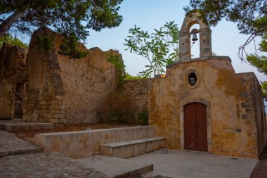 Girit 'in Rethimno kentindeki Venedik Fortezza Kalesi' ndeki kilise.