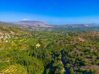 Yunan adası Girit 'in Hilly kırsalı.