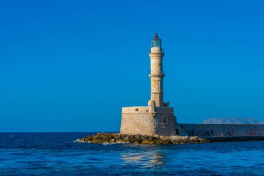Yunanistan 'ın Girit kentindeki Chania limanında Venedik deniz feneri.