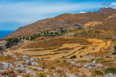 Yunan adası Girit 'teki Preveli Manastırı Müzesi' nin havadan görünüşü.