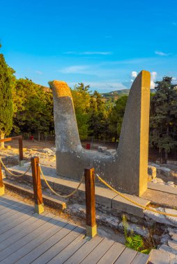 Yunan adası Girit 'teki Knossos sarayının günbatımı manzarası.