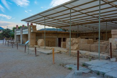 Yunan adası Girit 'teki Knossos sarayının günbatımı manzarası.