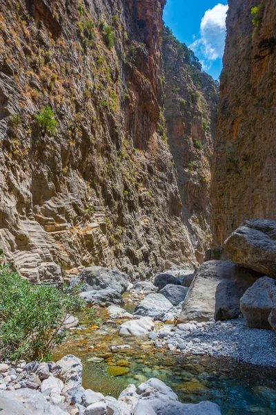 Yunan adası Girit 'te Samarya geçidi.