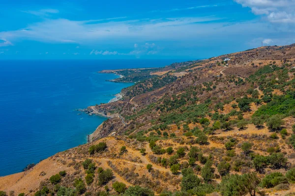 ギリシャの南クレタ島の海岸線のパノラマビュー — ストック写真