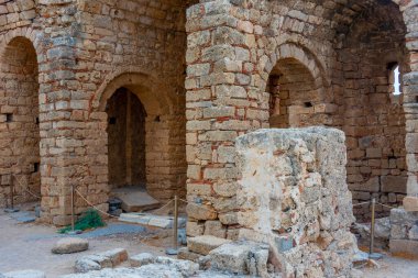 Yunan adası Rodos 'ta Lindos Akropolis manzarası.