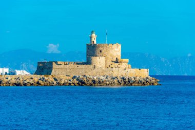 Yunan adasında Aziz Nicholas Kalesi Rodos.