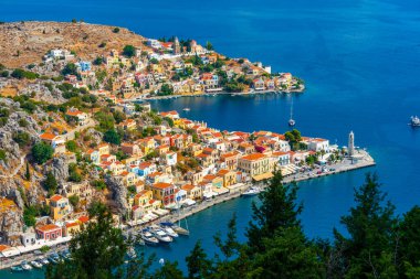 Yunan adası Symi 'nin Panorama manzarası.