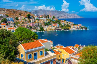 Yunan adası Symi 'nin Panorama manzarası.